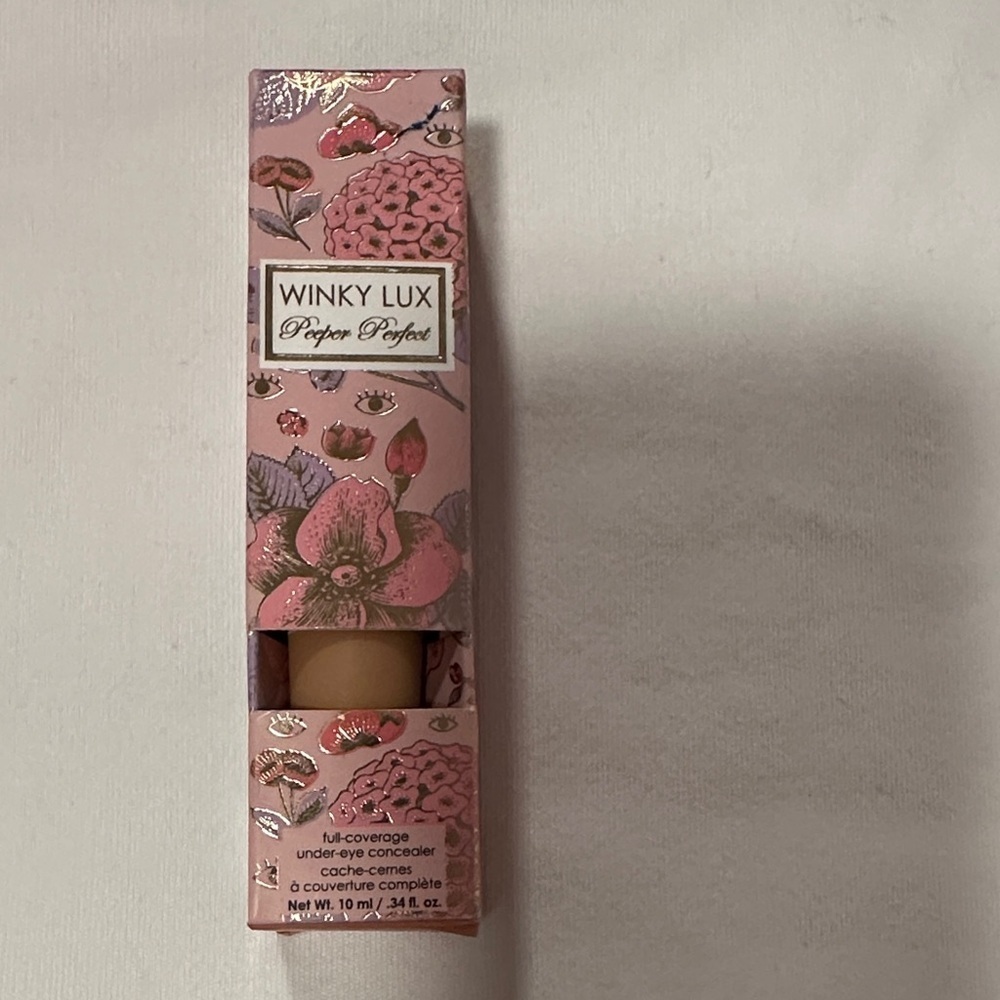 3/$15 🌸 WINKY LUX Peeper Perfect Concealer